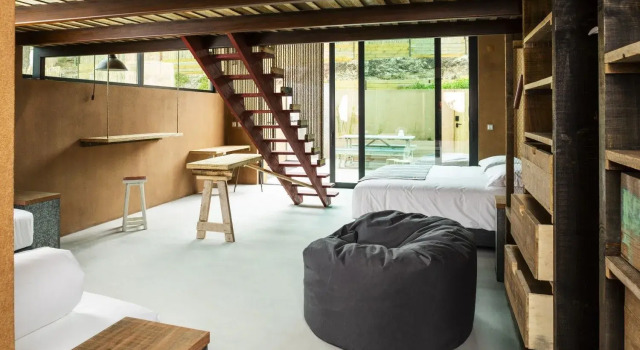 Noah Surf House Portugal, Book Hotel Hotels in Oeste with Parking, Parking