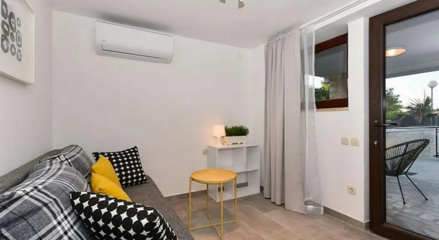 Студия Mediterraneo Garden Apartments