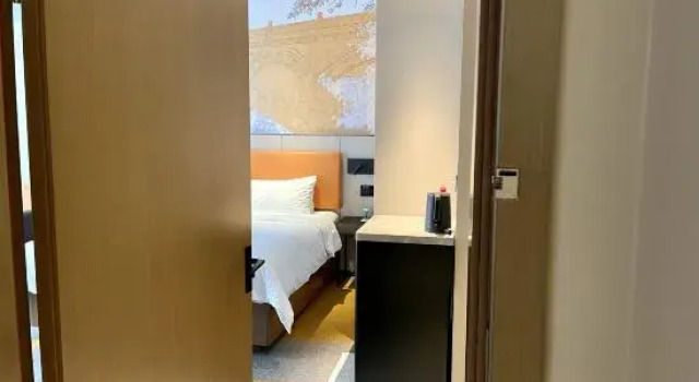 Семейный люкс Hampton by Hilton Shijiazhuang Luquan Economic Development Zone