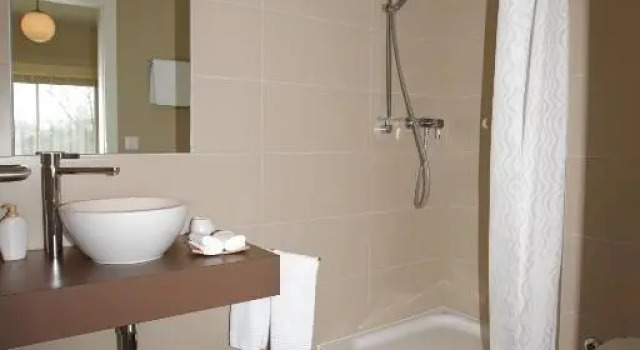 Трёхместный номер Standard с балконом и с красивым видом из окна Motel Le Léman