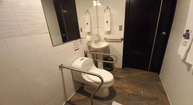 Пятиместный номер Standard HOTEL SANTORI