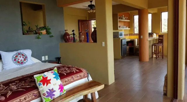 Casa Arcoiris Zihuatanejo B&B, Забронировать Отель Отели Ixtapa-Zihuatanejo с бассейном, Бассейн