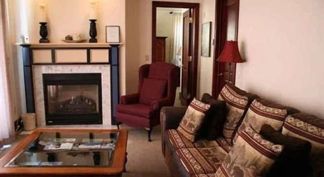 Ballard 202 North 2 Bedrooms 2 Bathrooms Condo