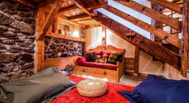 The Alpichalets Retreat, Забронировать Шале Виллы Овернь-Рона-Альпы, Вилла