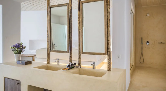 Люкс с балконом KLIDON Dreamy Living Suites