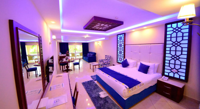 Sea Beach Edge By Rotana, Забронировать Отель Шарм-эш-Шейх Южный Синай, рядом с La Strada Mall