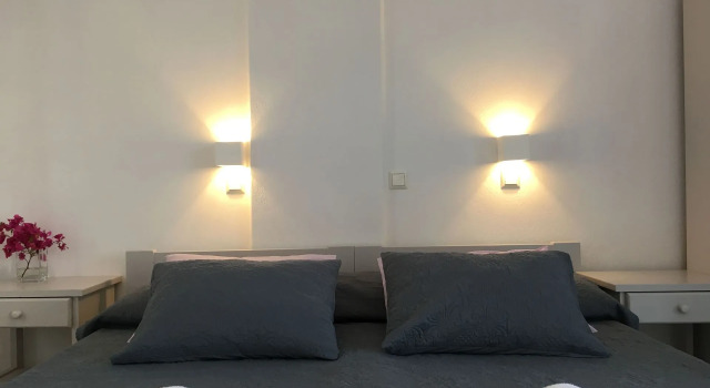 Stefano Apartments