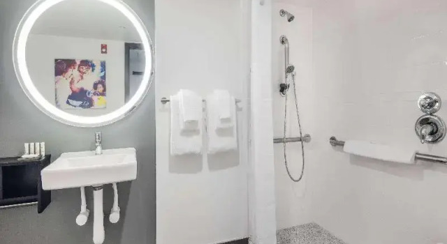 Четырёхместный номер Standard La Quinta by Wyndham Chicago OHare Airport