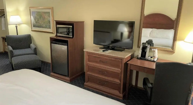 Номер Standard City Express by Marriott Bemidji