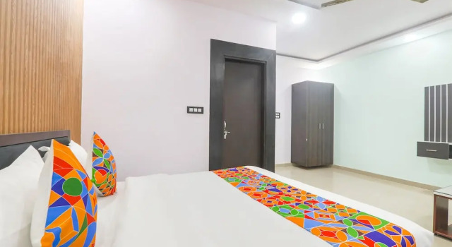 Hotel O Paras, Забронировать Отель Лакхнау штат Уттар-Прадеш