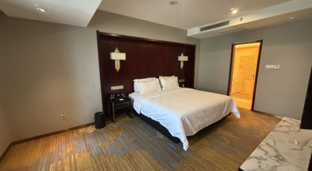 Семейный люкс с 2 комнатами YueJi Hotel