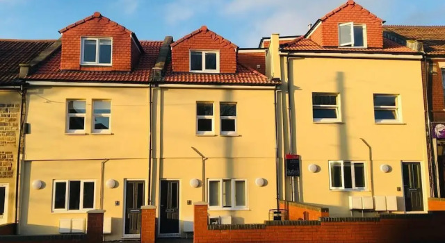 Fishponds Place 363a