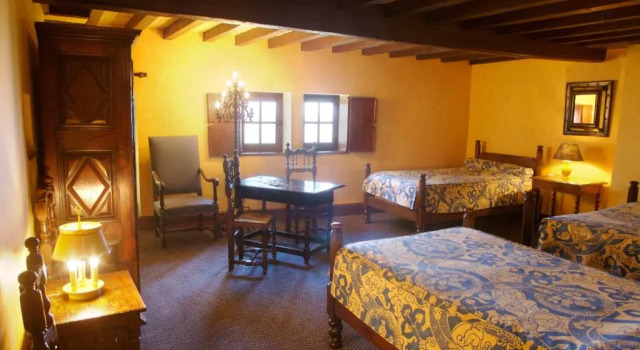 Superior Dreier Zimmer Hostellerie du Vieux Pérouges