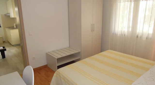 Апартаменты Цокольный этаж Apartmani Šimićev
