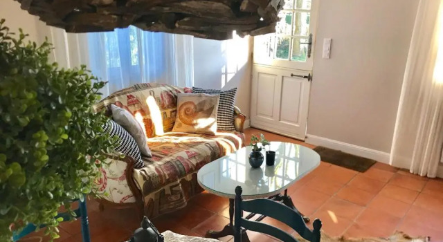 Коттедж с 2 комнатами Charmante Petite Maison dans le Jardin