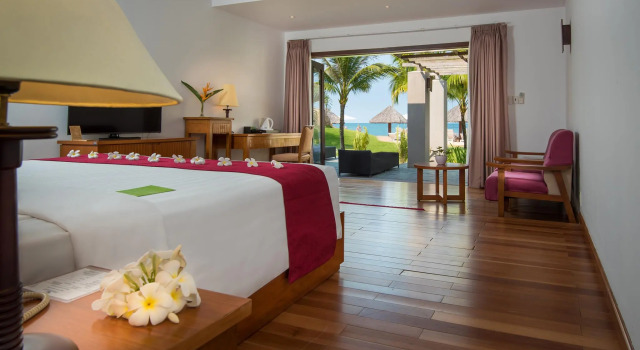 Бунгало рядом с пляжем Eden Resort Phu Quoc