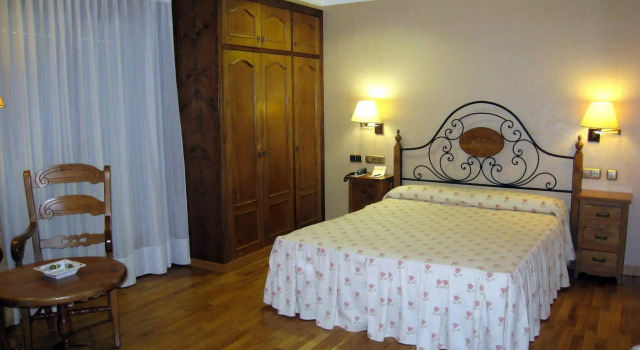 Hotel Can Boix de Peramola, Rezervați Hotel Peramola L'Alt Urgell