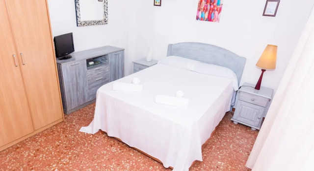 HomeHolidays Rentals Keyla - Costa Barcelona, Забронировать Отель Отели Пинеда-де-Мар с парковкой, Парковка