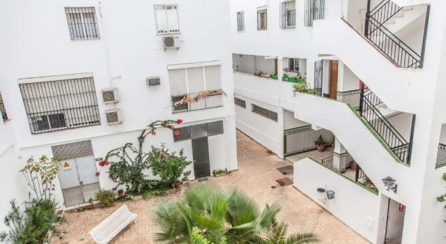 Апартаменты Cozy 1br Apt Recently Renovated in City Centre