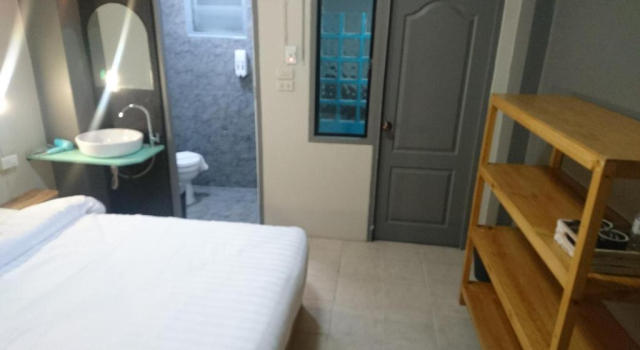 Номер Economy Yan Hostel Thapae Gate