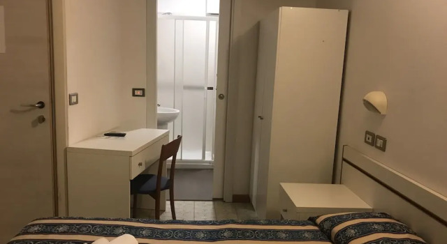 Двухместный номер Economy с балконом Hotel Riva