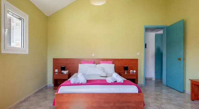 Апартаменты c 1 комнатой с балконом Socrates Apartments