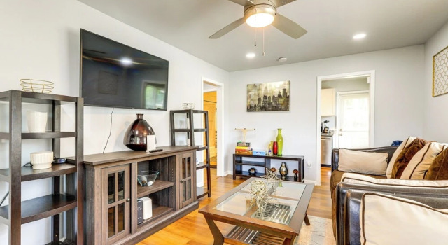 5 Mi to Dtwn Atl: Modern Duplex Home!, Reserva ahora Casa o chalet East Point Georgia