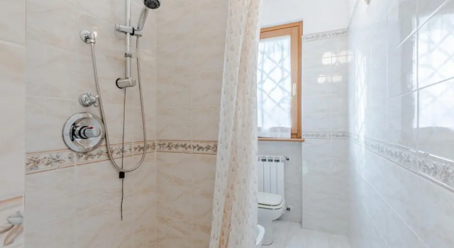 Вилла Regina Beach Villa, by the beach in Marina di Pietrasanta
