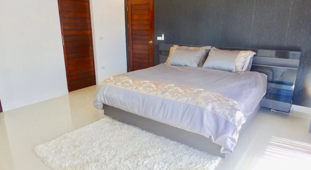 3 Bedroom Private Pool Villa Flora