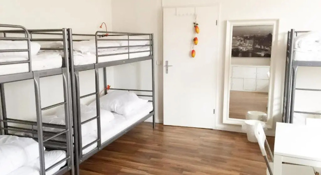 Кровать в общем номере MAC City Hostel