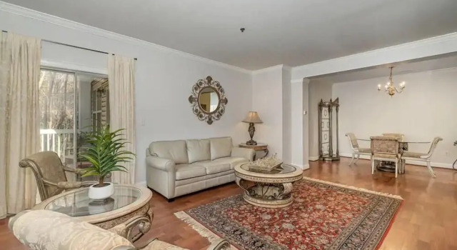 Sleek & Stylish Condo In Southpark 3 Bedroom Home by RedAwning