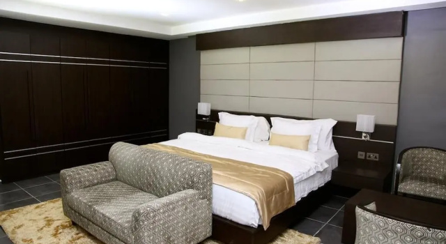 Camera Business 520 Hotels Asdam Lodge