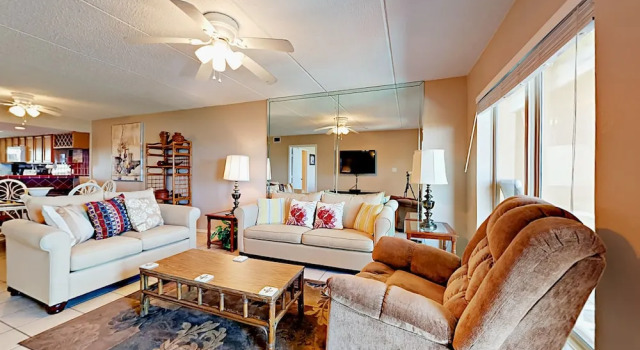 4400 Gulf Blvd Condo Unit 308, Varaa Huoneisto Hotellit Padre Island uima-altaalla, Uima-allas