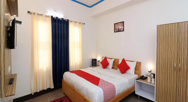 OYO 26832 Hotel Ratnodaya, Rezervovat Hotel Hotely v Almora se snídaní, Snídaně