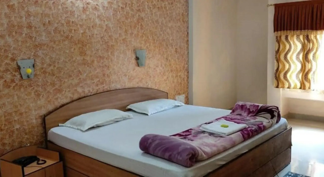 Hotel Shree Mata Sadan, Забронировать Отель Отели штата Махараштры 3 звезды, 3*