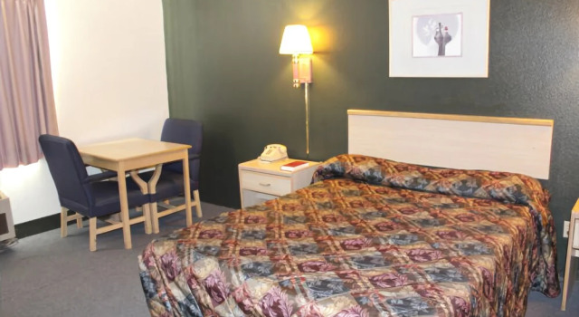 Goodnite Inn and Suites of Bullhead City, Забронировать Отель Буллхед-Сити штат Аризона