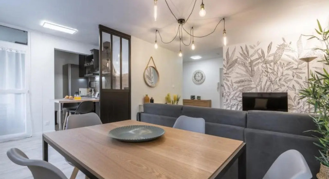 Superbe appartement en vieille ville et à 5 min à pied du lac ! Parking gratuit, Забронировать Апартаменты/квартира Анси Озеро Анси