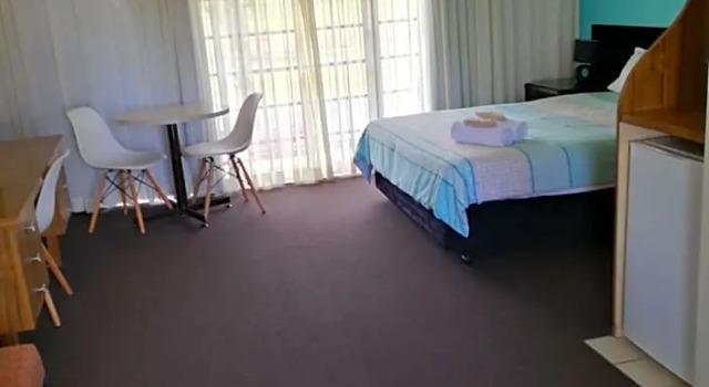 Двухместный номер Deluxe Lakeside Lodge Motel
