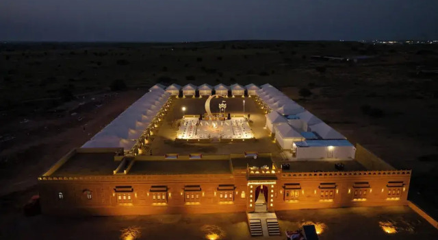 Grand Inara Resort, Забронировать Курортный отель Отели штата Раджастхана 3 звезды, 3*