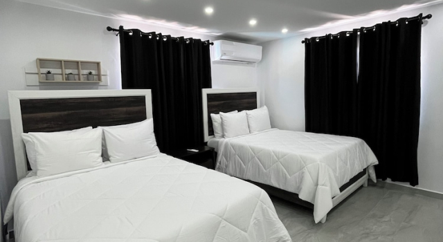 Апартаменты Deluxe Oceanview Rooftop Escape & Pool