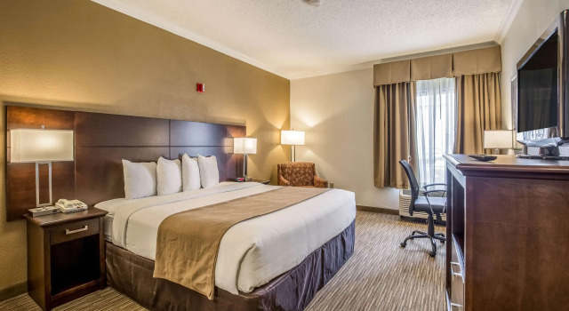 Двухместный номер Standard Quality Inn & Suites Seabrook- NASA- Kemah