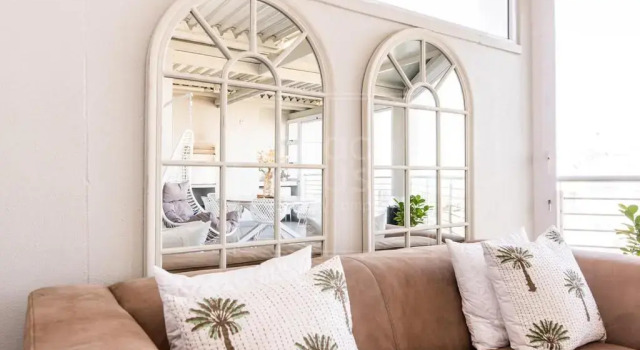 Luxury 3 bedroom, 3 bathroom Top floor Beachfront, Big Bay, Забронировать Отель Big Bay Table Bay