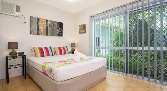 Port Douglas Outrigger Holiday Apartments, Prenota Appartamento Hotel a Queensland con parcheggio, Parcheggio