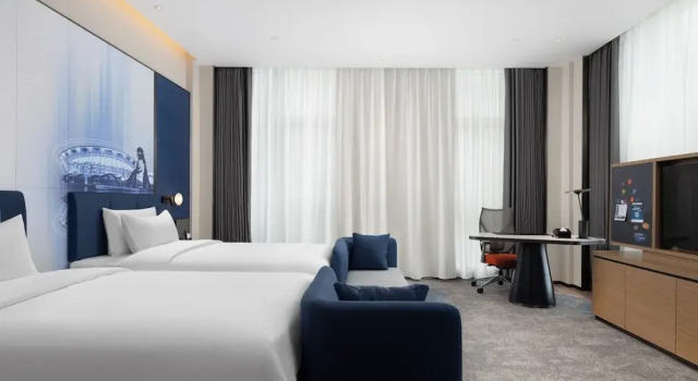 Двухместный номер Superior c 1 комнатой с видом на город Hampton by Hilton Dongguan Liaobu Songshan Lake Avenue
