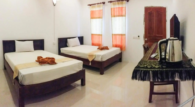 Moonlight Kiss Hostel