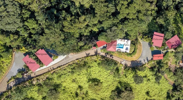 Вилла Natures Edge Boutique Hotel