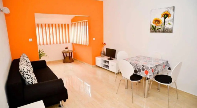 Apartment Longin, Забронировать Апартаменты/квартира Задар Задарская жупания, рядом с Old Port of Foša