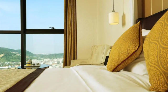 Hangzhou Bay Universal Hotel, Buchen Sie Hotel SPA-Hotels in Cixi, SPA