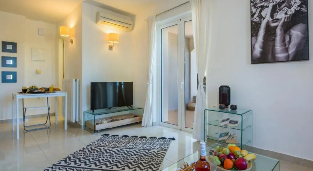 Artdeco Luxury Suites