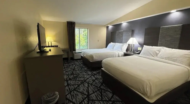 Четырёхместный номер Standard Plymouth Bay Inn